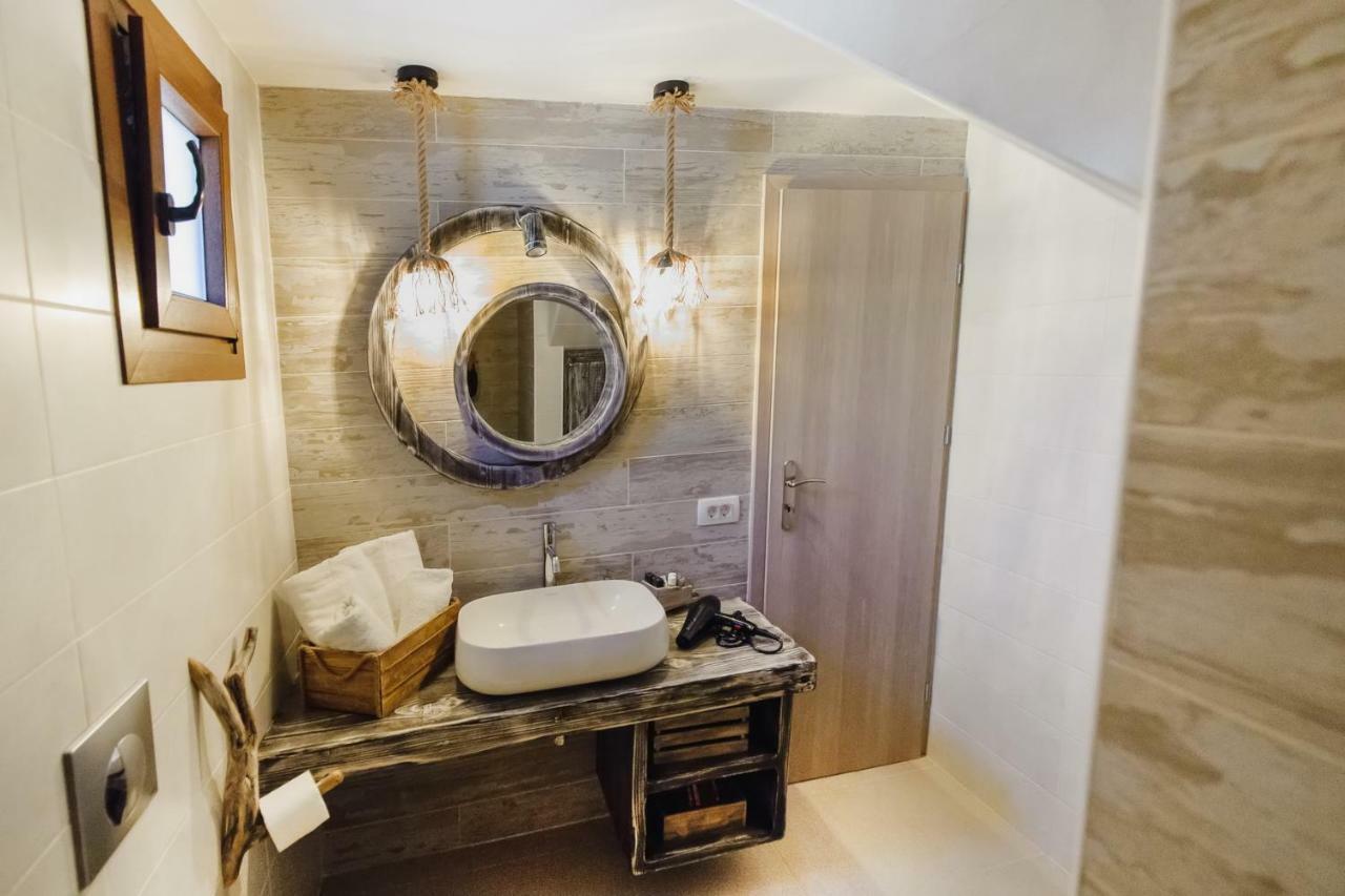 Marilias Apartment Kamári Dış mekan fotoğraf